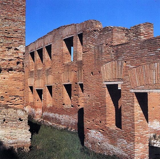 Casa delle Trifore