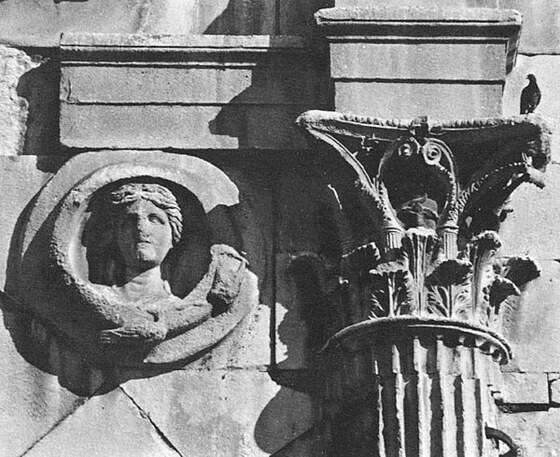 Arco di Augusto