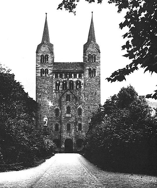 Chiesa dell'abbazia benedettina