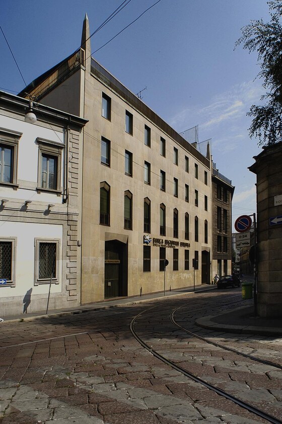 EDIFICIO Banca del Monte (1964 - 70)