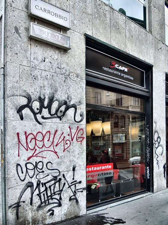 Via Torino > Carrobbio