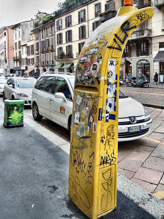 Via Torino > Carrobbio