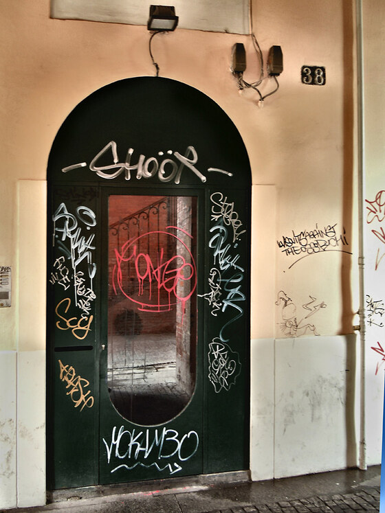 Via Torino > Carrobbio