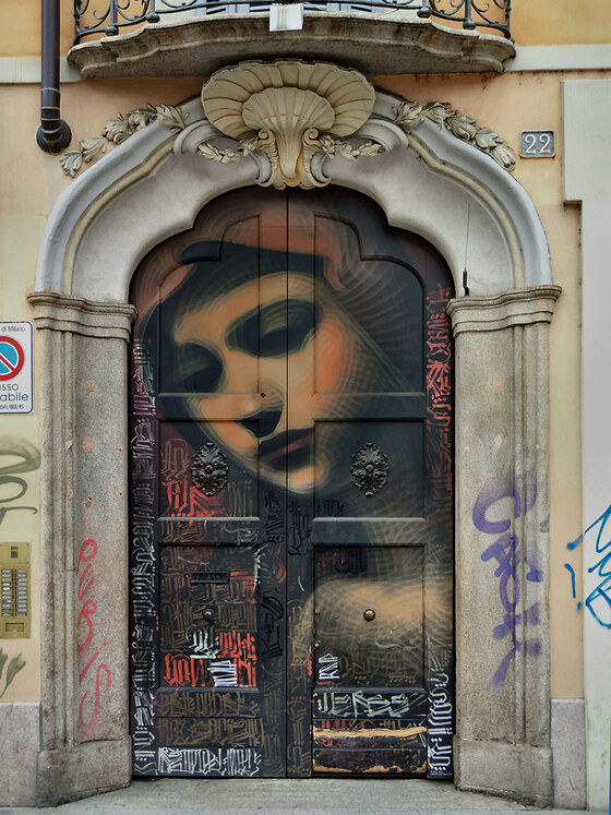 Via Torino > Carrobbio