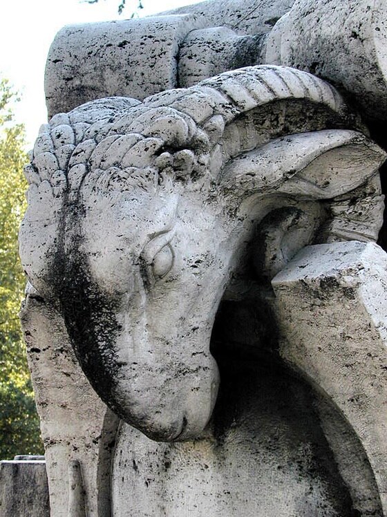 Fontana delle Anfore