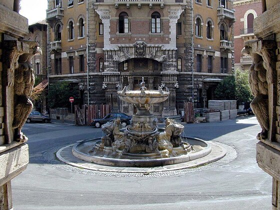 Fontana delle Rane