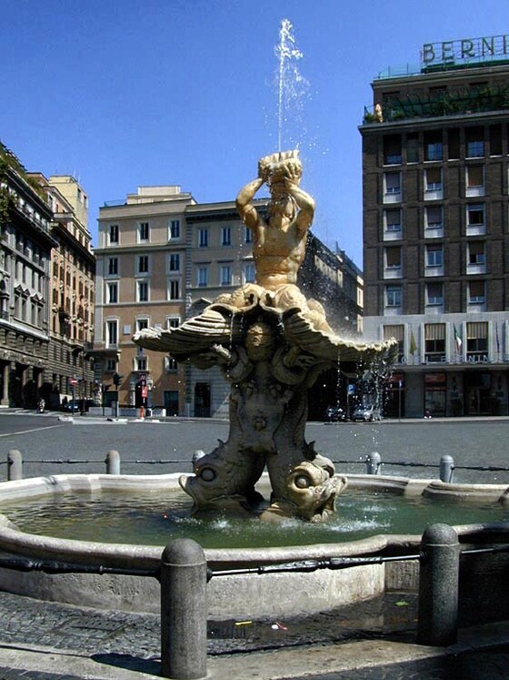 Fontana del Tritone in Piazza Barberini