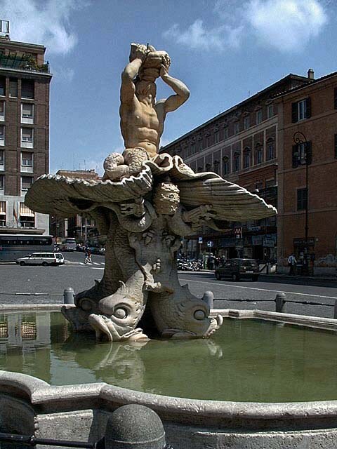 Fontana del Tritone in Piazza Barberini