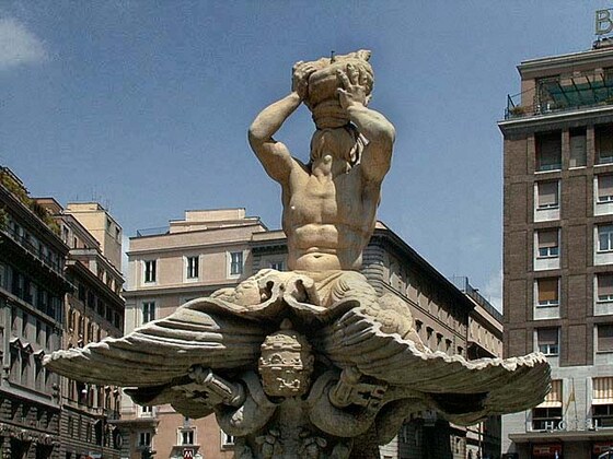 Fontana del Tritone in Piazza Barberini