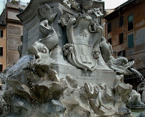 Fontana del Pantheon in Piazza della Rotonda