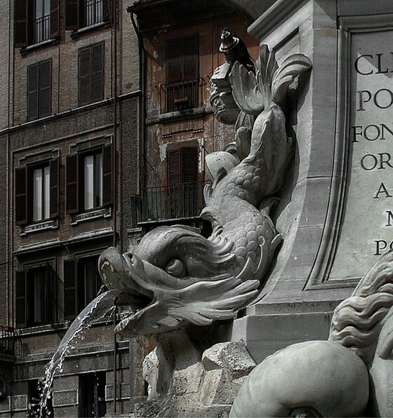 Fontana del Pantheon in Piazza della Rotonda