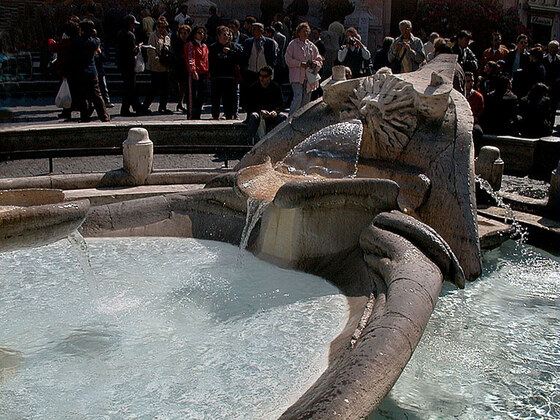 La Barcaccia in Piazza di Spagna