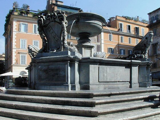 Piazza Santa Maria in Trastevere