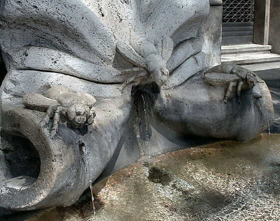 Fontanella delle Api di via Vittorio Veneto