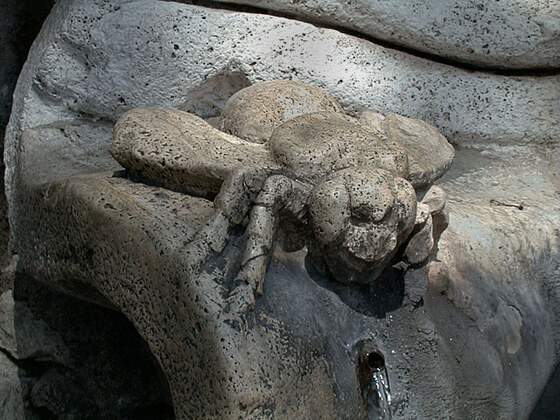 Fontanella delle Api di via Vittorio Veneto