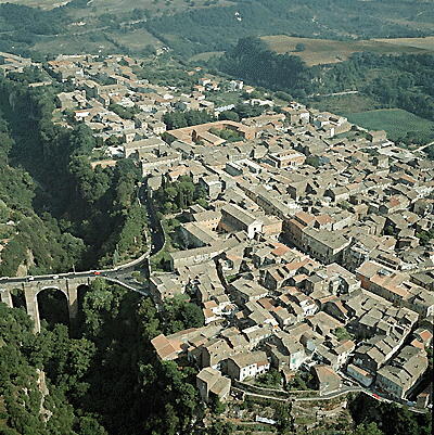 Nucleo medioevale, Orrido — Civita Castellana, Lazio