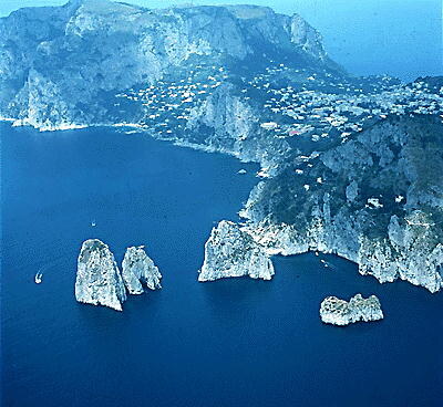 Faraglioni — Capri, Campania