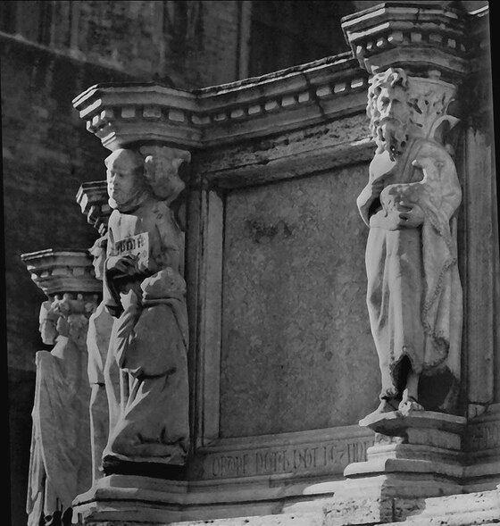 Fonte Maggiore, Nicola Pisano
