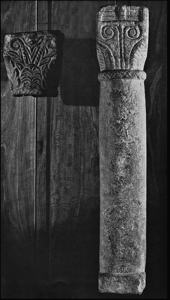 Capitello-Colonnina con capitello, da Santa Maria d'Aurona, Anonimo