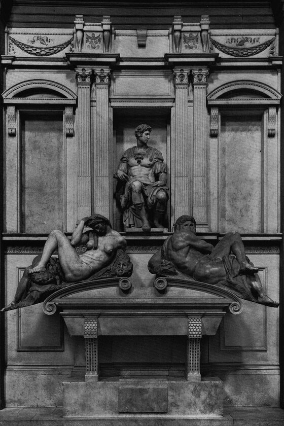Tomba di Giuliano de' Medici, Michelangelo Buonarroti